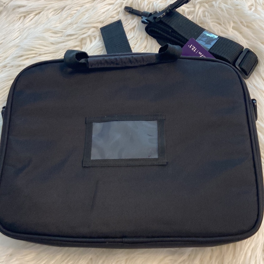 TARGUS Laptop bag color black brand new with tag see all photos - Picture 6 of 8